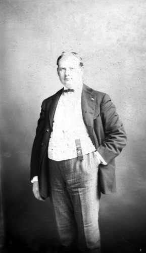 Click to see GP-1297 of Moore Glass Plate Collection (GP-)