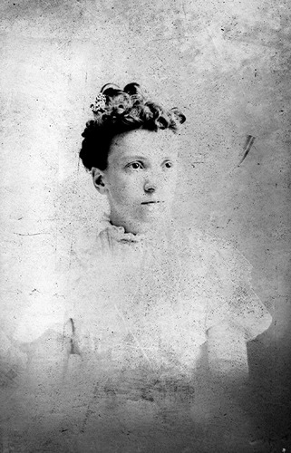 Click to see GP-1317 of Moore Glass Plate Collection (GP-)