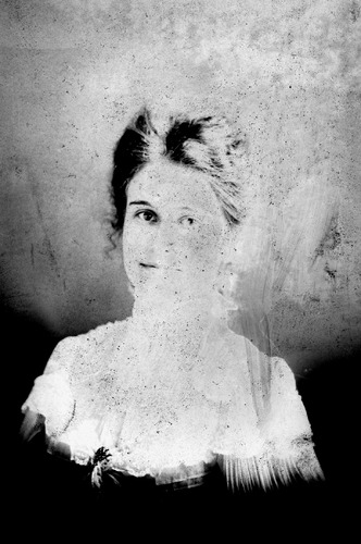 Click to see GP-1326 of Moore Glass Plate Collection (GP-)