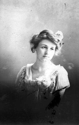 Click to see GP-1327 of Moore Glass Plate Collection (GP-)