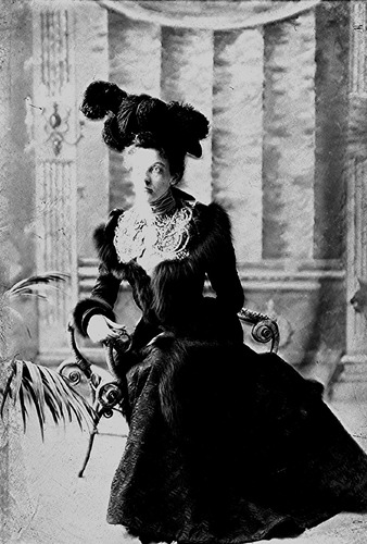 Click to see GP-1366 of Moore Glass Plate Collection (GP-)