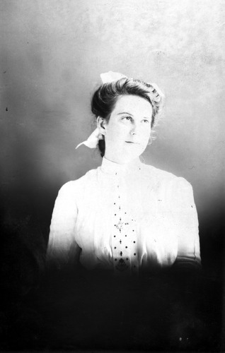 Click to see GP-1367 of Moore Glass Plate Collection (GP-)