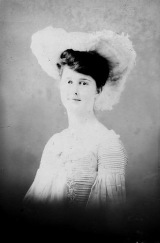 Click to see GP-1396 of Moore Glass Plate Collection (GP-)