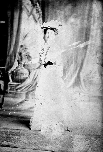 Click to see GP-1415 of Moore Glass Plate Collection (GP-)