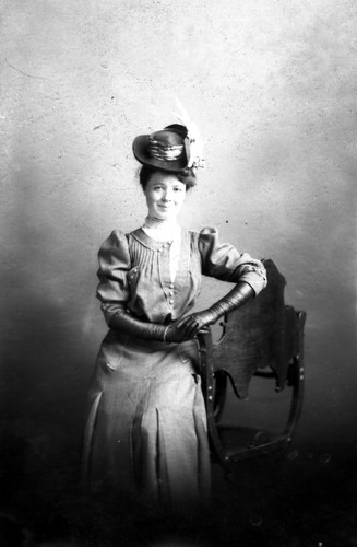 Click to see GP-1417 of Moore Glass Plate Collection (GP-)