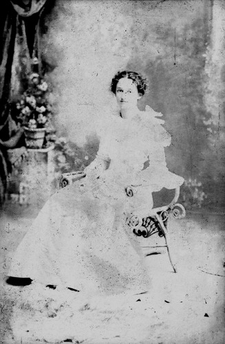 Click to see GP-1425 of Moore Glass Plate Collection (GP-)