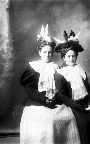 Click to see GP-1438 of Moore Glass Plate Collection (GP-)