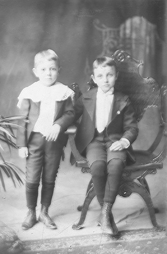 Click to see GP-1444 of Moore Glass Plate Collection (GP-)