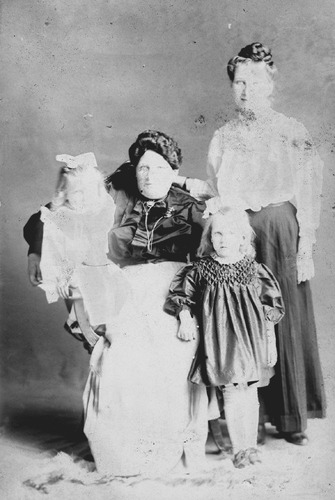 Click to see GP-1450 of Moore Glass Plate Collection (GP-)