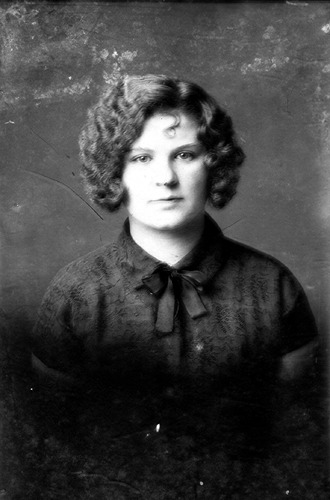 Click to see GP-1460 of Moore Glass Plate Collection (GP-)