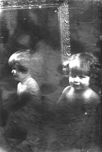Click to see GP-1461 of Moore Glass Plate Collection (GP-)
