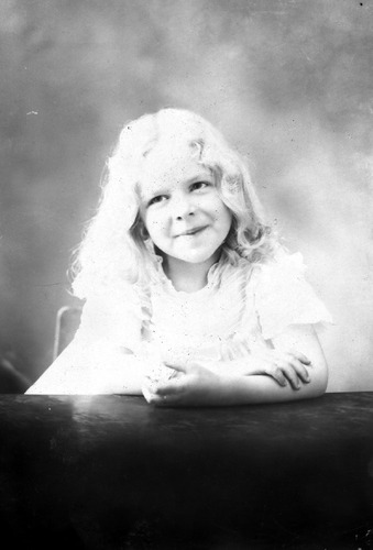 Click to see GP-1479 of Moore Glass Plate Collection (GP-)