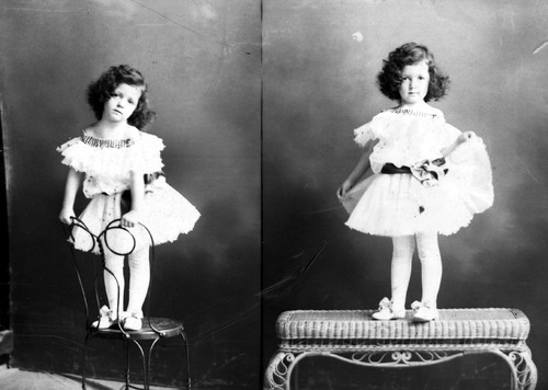 Click to see GP-1490 of Moore Glass Plate Collection (GP-)