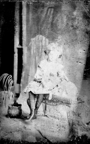 Click to see GP-1492 of Moore Glass Plate Collection (GP-)
