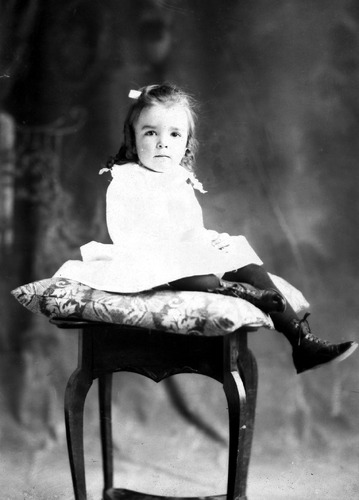 Click to see GP-1493 of Moore Glass Plate Collection (GP-)
