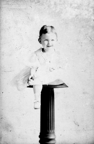 Click to see GP-1498 of Moore Glass Plate Collection (GP-)