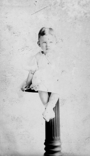 Click to see GP-1499 of Moore Glass Plate Collection (GP-)