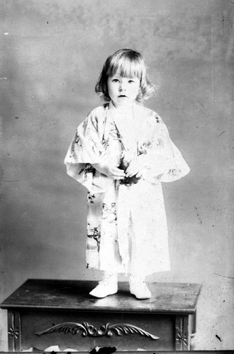 Click to see GP-1513 of Moore Glass Plate Collection (GP-)