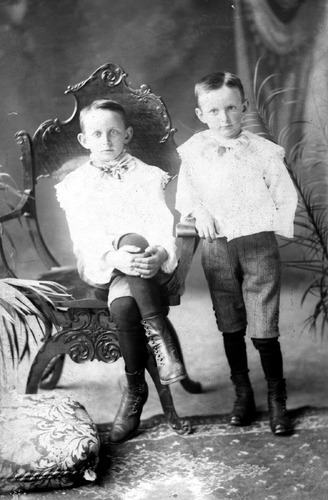 Click to see GP-1521 of Moore Glass Plate Collection (GP-)