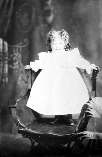 Click to see GP-1534 of Moore Glass Plate Collection (GP-)