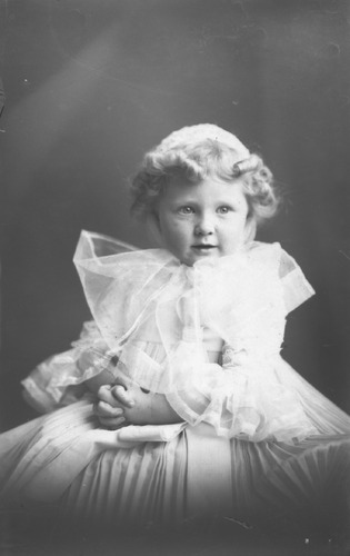 Click to see GP-1551 of Moore Glass Plate Collection (GP-)
