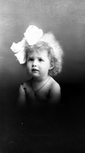 Click to see GP-1552 of Moore Glass Plate Collection (GP-)
