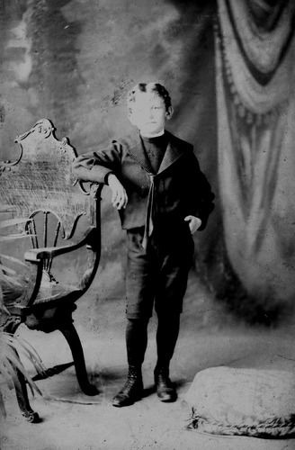 Click to see GP-1566 of Moore Glass Plate Collection (GP-)