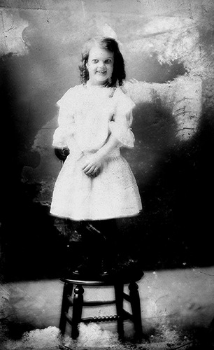 Click to see GP-1587 of Moore Glass Plate Collection (GP-)