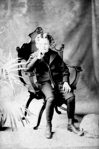 Click to see GP-1589 of Moore Glass Plate Collection (GP-)