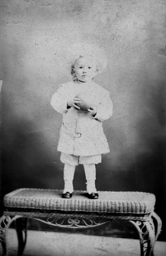 Click to see GP-1596 of Moore Glass Plate Collection (GP-)