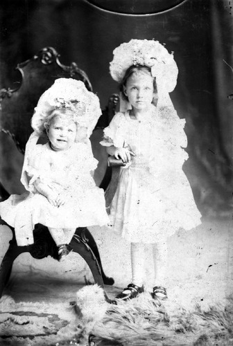Click to see GP-1598 of Moore Glass Plate Collection (GP-)