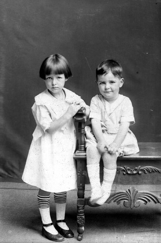 Click to see GP-1613 of Moore Glass Plate Collection (GP-)