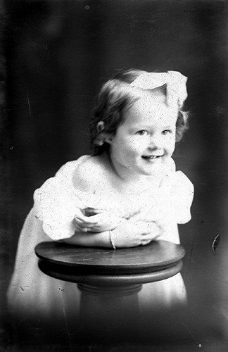 Click to see GP-1616 of Moore Glass Plate Collection (GP-)