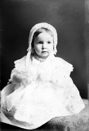 Click to see GP-1634 of Moore Glass Plate Collection (GP-)