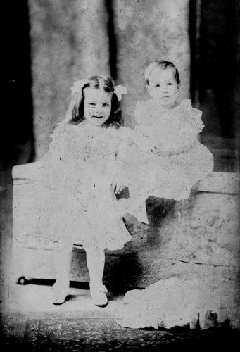 Click to see GP-1638 of Moore Glass Plate Collection (GP-)
