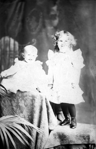 Click to see GP-1660 of Moore Glass Plate Collection (GP-)