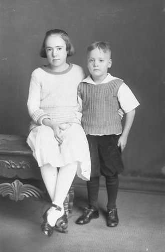 Click to see GP-1665 of Moore Glass Plate Collection (GP-)