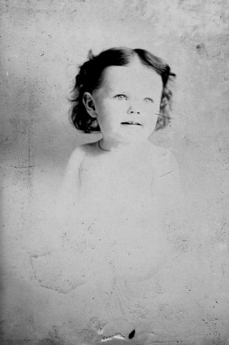 Click to see GP-1676 of Moore Glass Plate Collection (GP-)