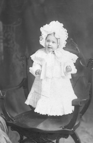 Click to see GP-1690 of Moore Glass Plate Collection (GP-)