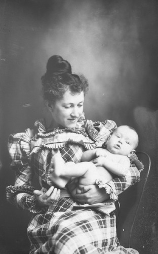 Click to see GP-1704 of Moore Glass Plate Collection (GP-)