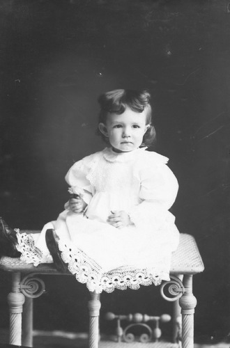Click to see GP-1711 of Moore Glass Plate Collection (GP-)