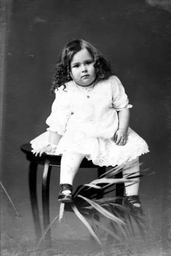 Click to see GP-1725 of Moore Glass Plate Collection (GP-)