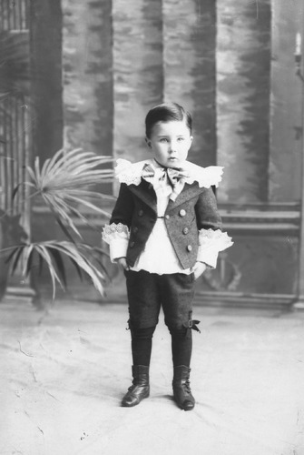 Click to see GP-1726 of Moore Glass Plate Collection (GP-)