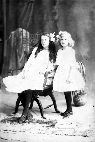 Click to see GP-1739 of Moore Glass Plate Collection (GP-)
