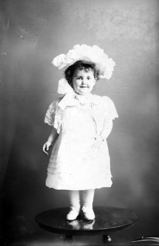 Click to see GP-1741 of Moore Glass Plate Collection (GP-)