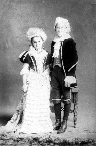 Click to see GP-1755 of Moore Glass Plate Collection (GP-)