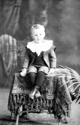 Click to see GP-1758 of Moore Glass Plate Collection (GP-)