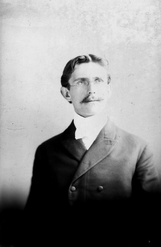 Click to see GP-1773 of Moore Glass Plate Collection (GP-)