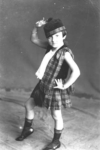 Click to see GP-1786 of Moore Glass Plate Collection (GP-)