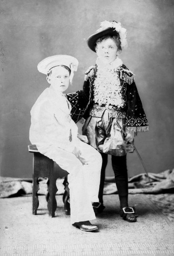 Click to see GP-1796 of Moore Glass Plate Collection (GP-)